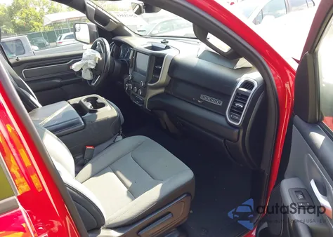 2022 Ram 1500 Big Horn 4X2 6'4 Box из США, поврежденный, VIN 1C6RREMT7NN275879